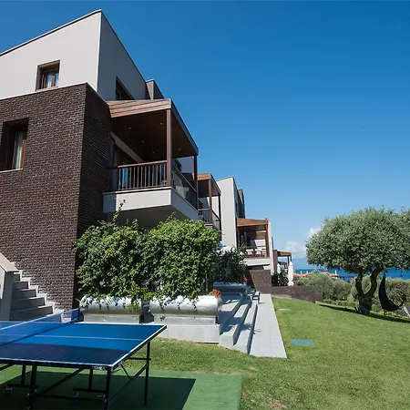 Athos - Luxury Seaside