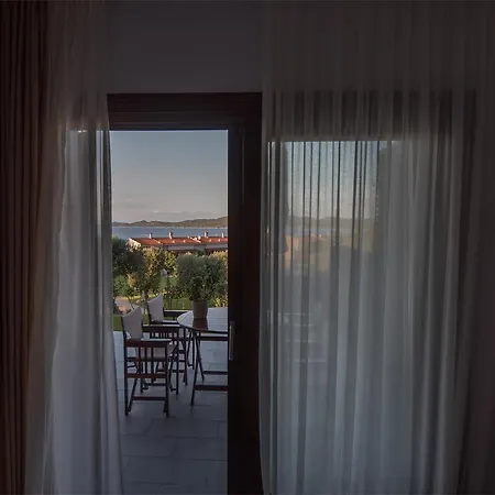 Athos - Luxury Seaside *