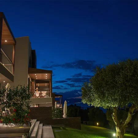 Athos - Luxury Seaside Komitsa
