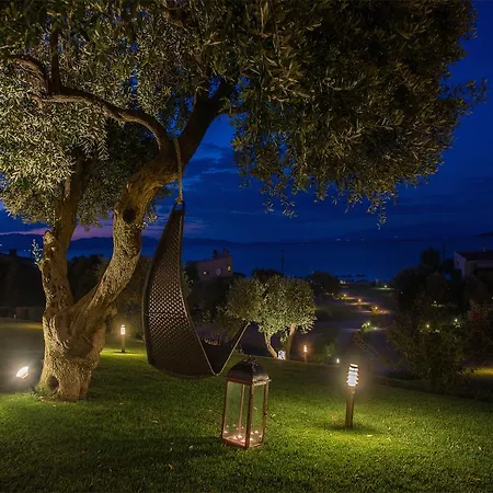 Athos - Luxury Seaside