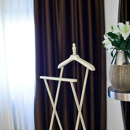 Athos - Luxury Seaside Komitsa